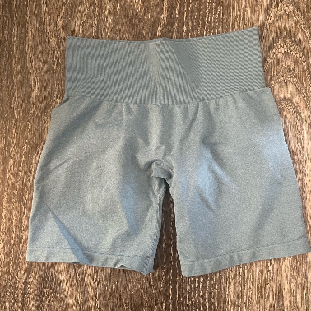 NVGTN shorts